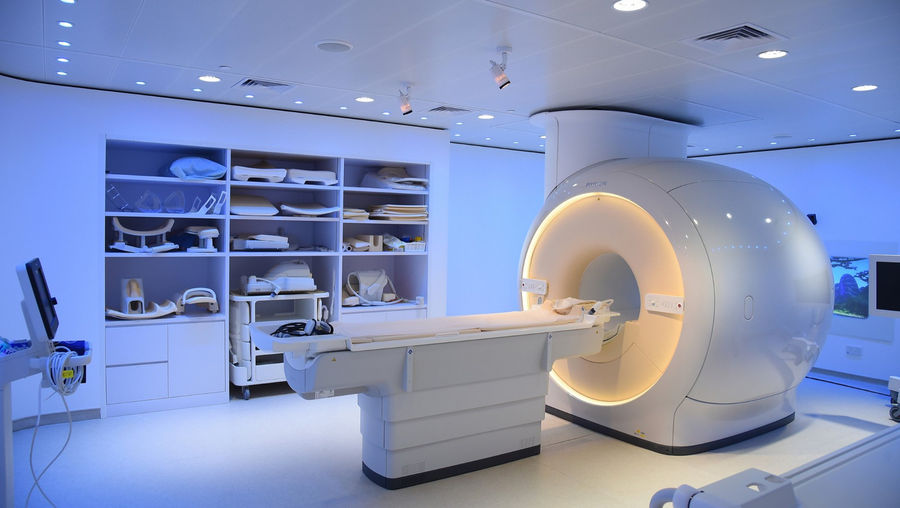 Philips MRI system at Tesla Imaging